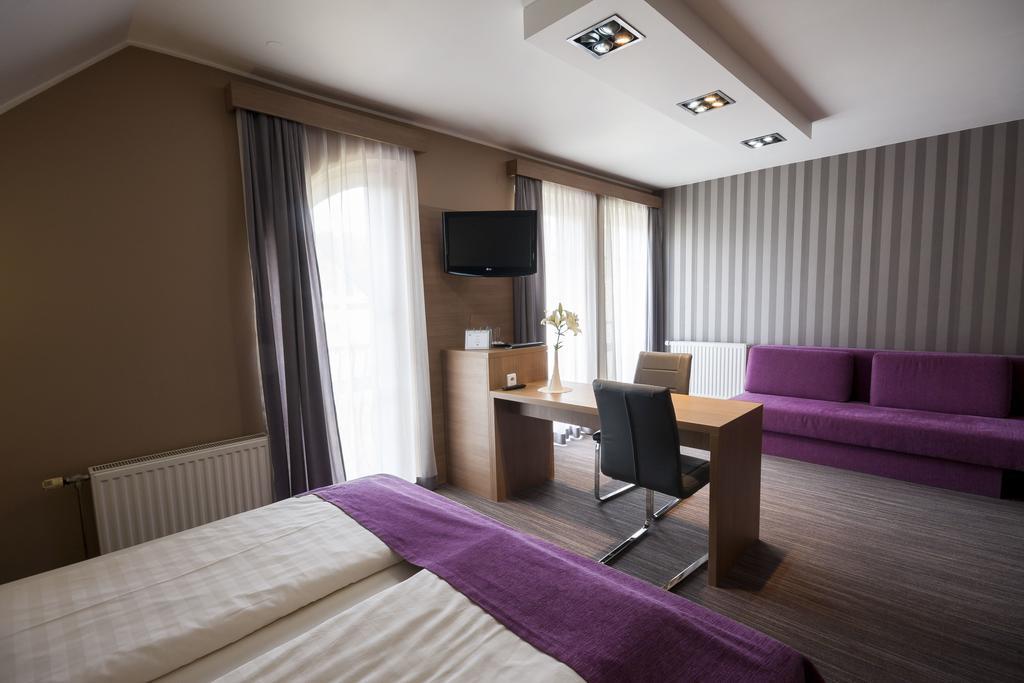 Gostilna In Motel Pri Lesniku Марибор Екстериор снимка